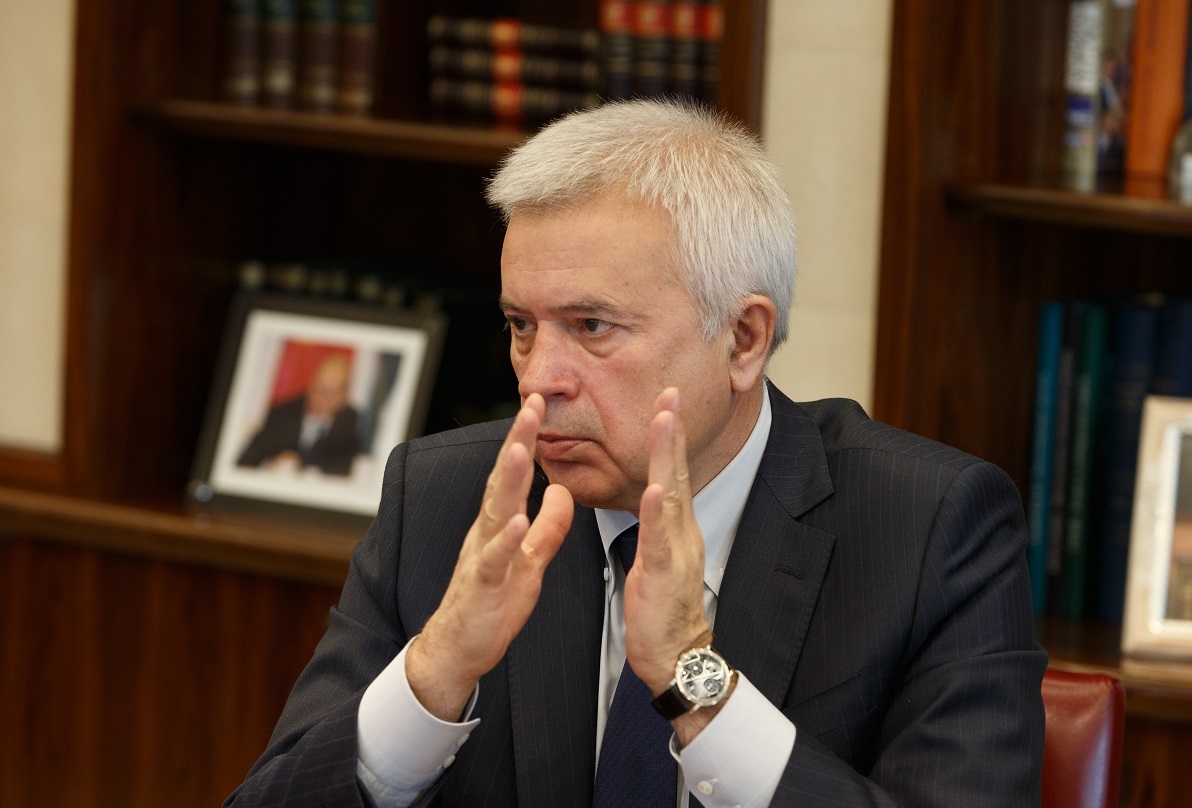 Британия ввела санкции против главы «Лукойла»  Вагита Алекперова