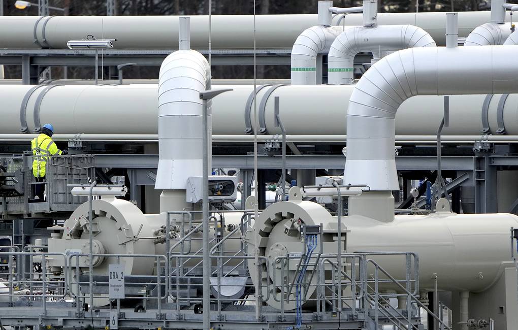 Украина сокращает транзит российского газа в Европу почти на треть