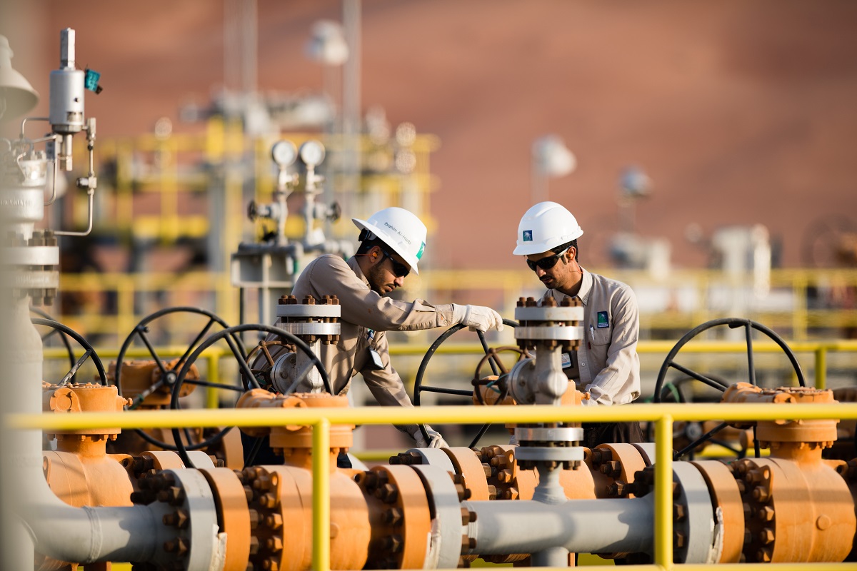 Saudi Aramco сокращает поставки нефти в Китай