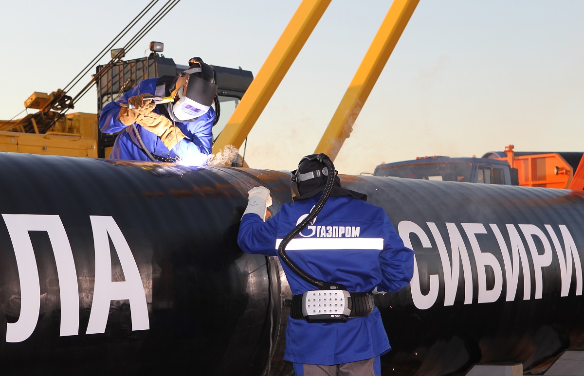 "Газпром" в 2021г увеличил прокачку газа по "Силе Сибири" в 2,5 раза