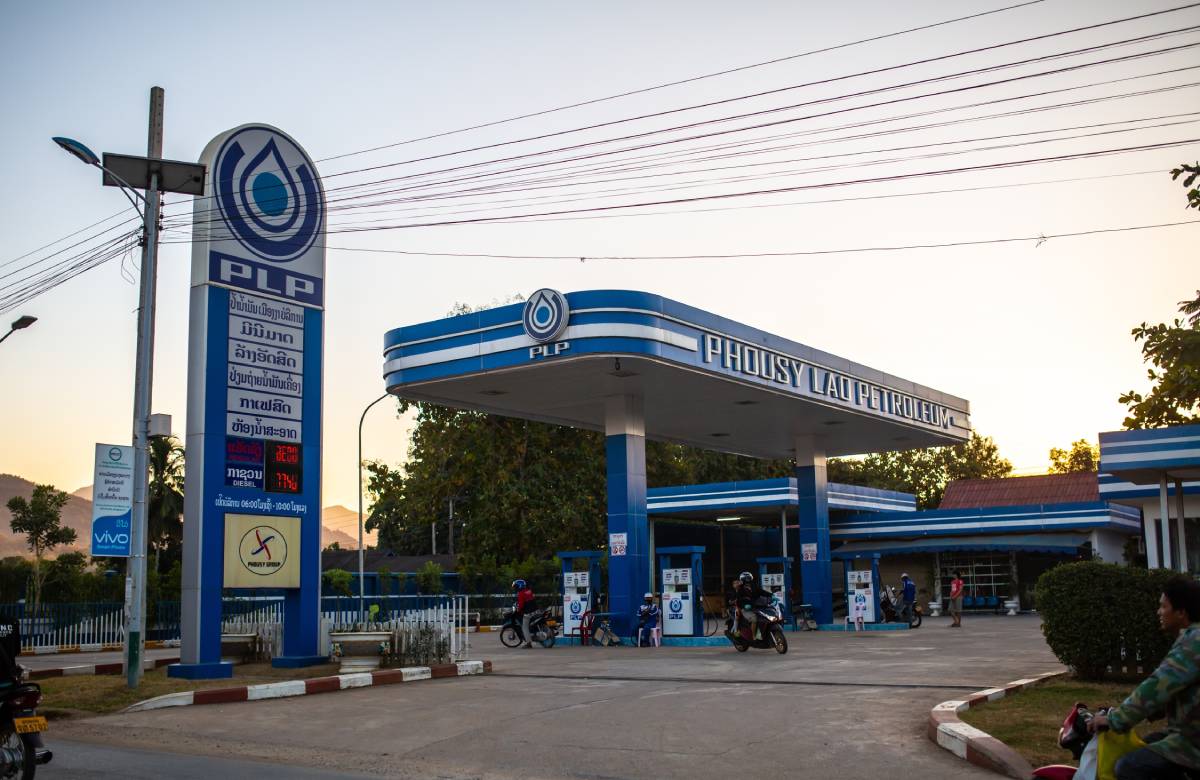 Лаос заинтересован в поставках топлива из РФ, чтобы снизить цены внутри страны