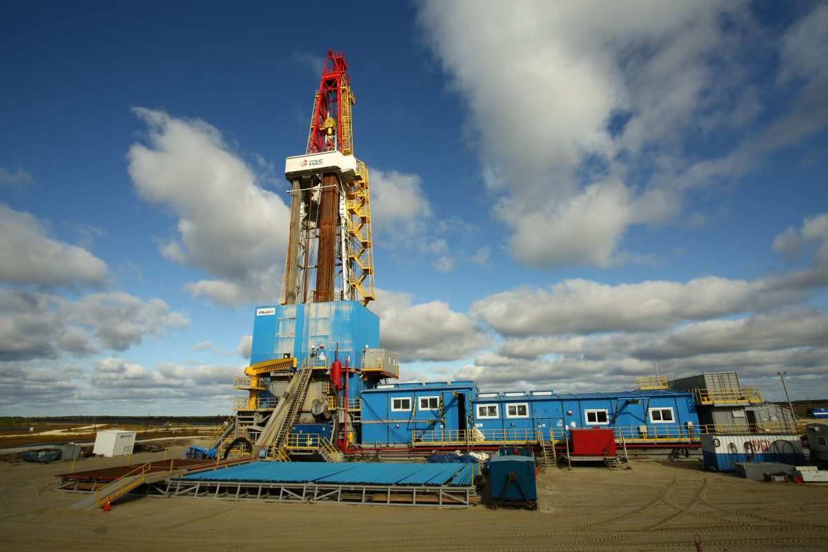 Россия нацелена на сохранение добычи нефти на уровне 10 млн б/с