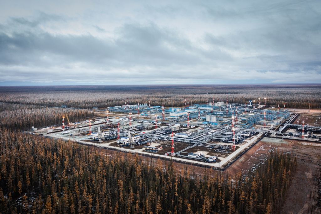 "Газпром нефть" запустила на Чаянде новую инфраструктуру для добычи нефти и газа