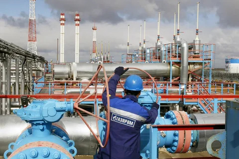 "Газпром" снизил экспорт газа за 11 месяцев на 44,5%