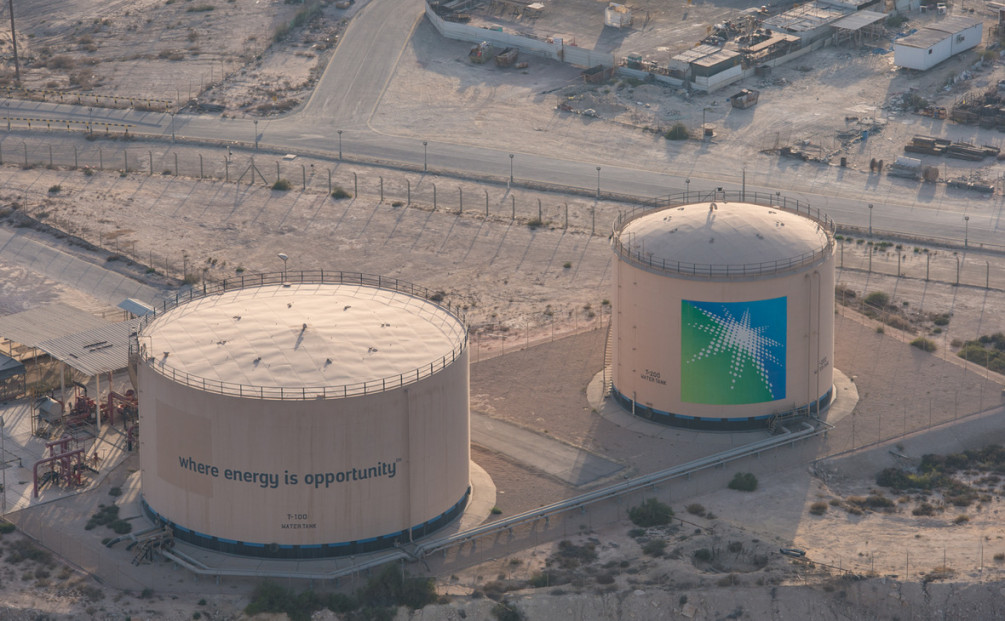 Саудовская Аравия теряет выручку от продажи нефти