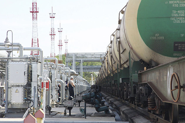 Нефтяники пожаловались на отказ РЖД принимать нефтепродукты для перевозки на Восток