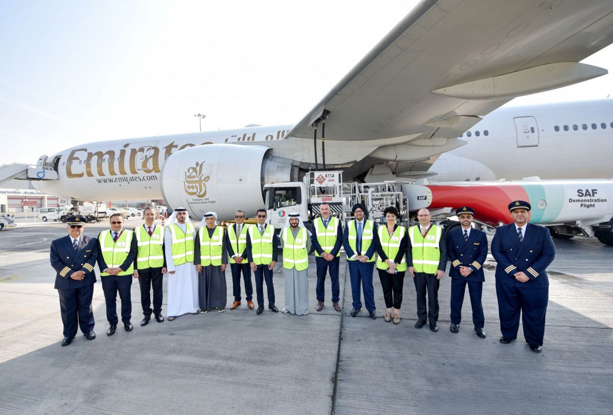 Emirates впервые провела полет на полностью экологичном авиатопливе