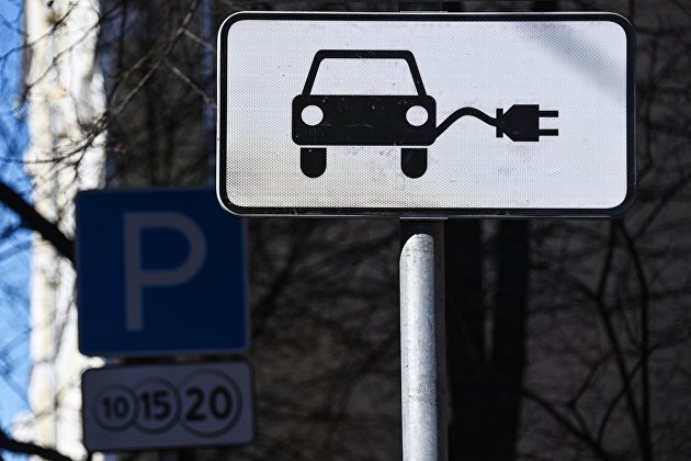 Минэкономики России прорабатывает вопрос снижения стоимости зарядки электромобиля в 2-3 раза