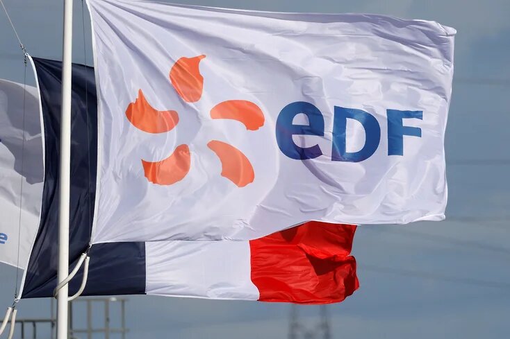 Франция намерена в июне  завершить национализацию энергетической EDF