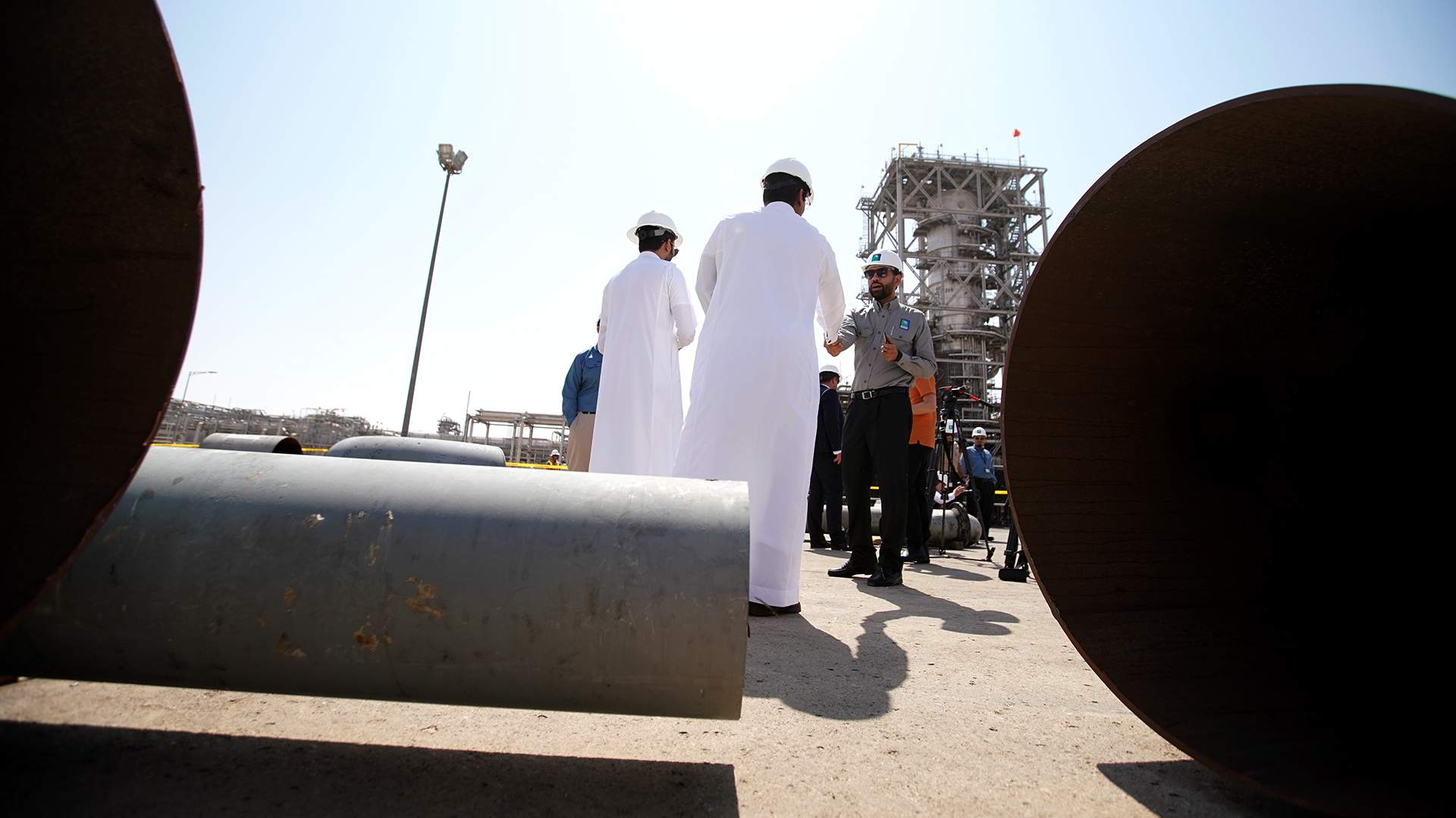 Саудовская аравия нефть в год. Саудовская Аравия нефтедобыча. НПЗ Саудовской Аравии. ОАЭ нефть. Саудовская Аравия нефть.