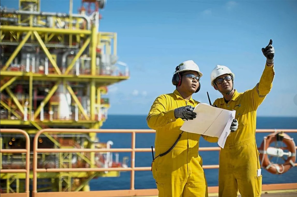 Малазийский Petronas открыл шесть месторождений нефти и газа
