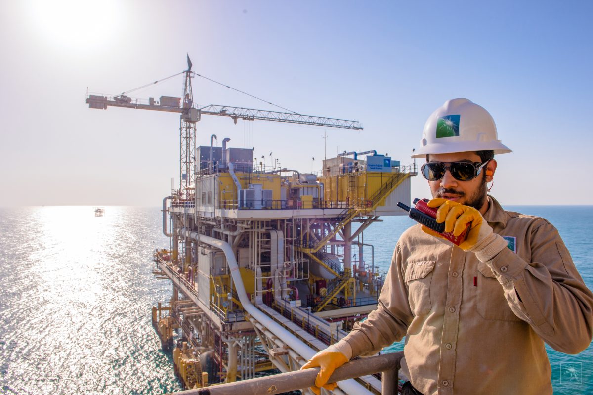 Саудовская Аравия продлит сокращение добычи нефти на август