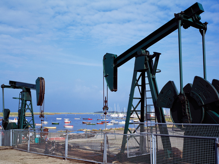 МЭА снизило прогноз роста спроса на нефть в 2023г на 93 тыс. б/с