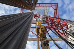 Нефтяные компании могут обязать направлять 40% добычи на внутренний рынок