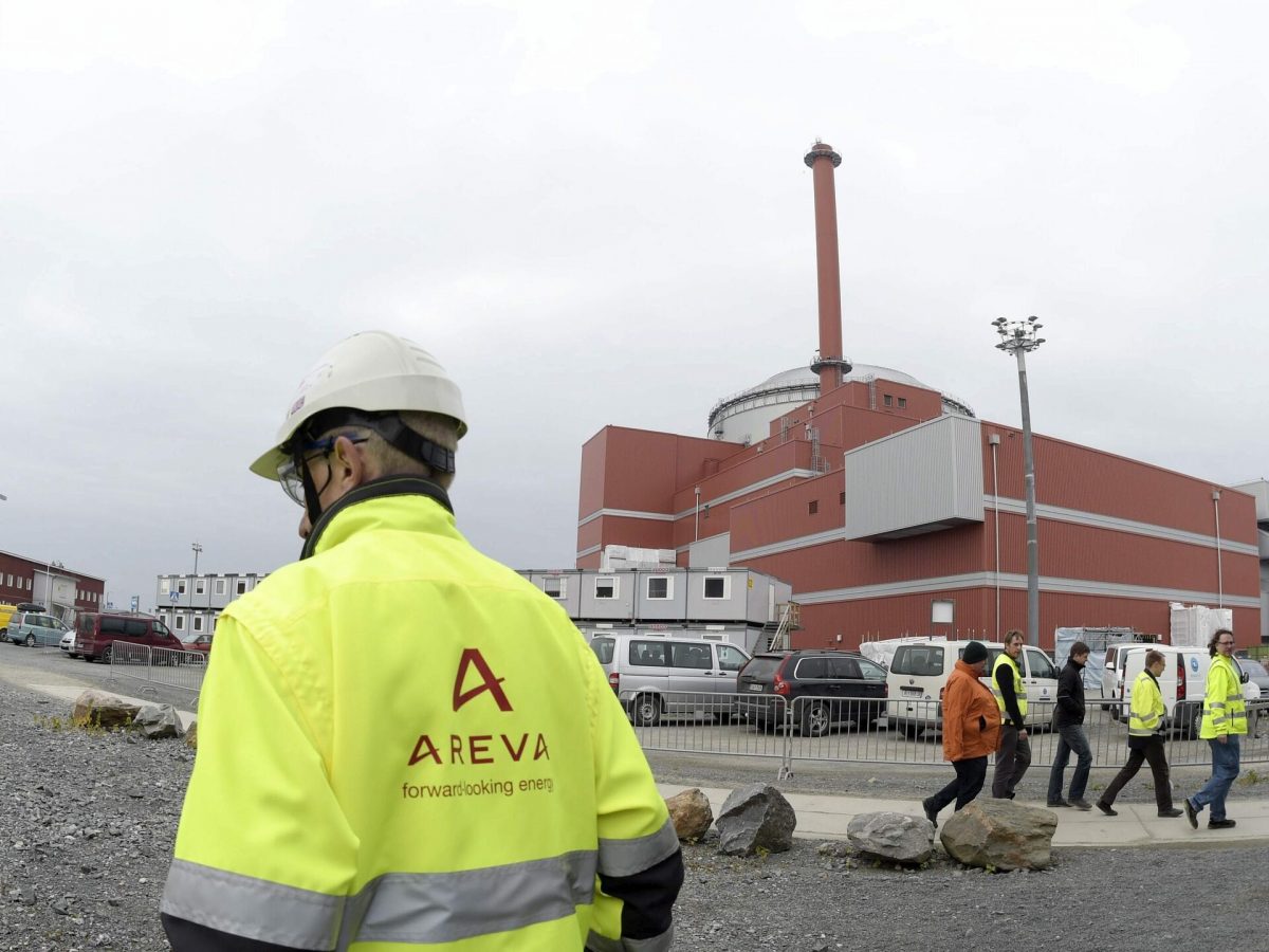 Третий энергоблок финской АЭС вновь остановлен из-за сбоя