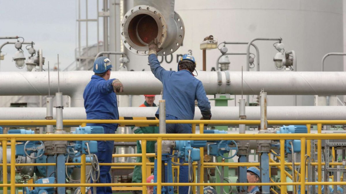 Россия согласовала Казахстану поставку 1,2 млн тонн нефти в 2024 году в Германию