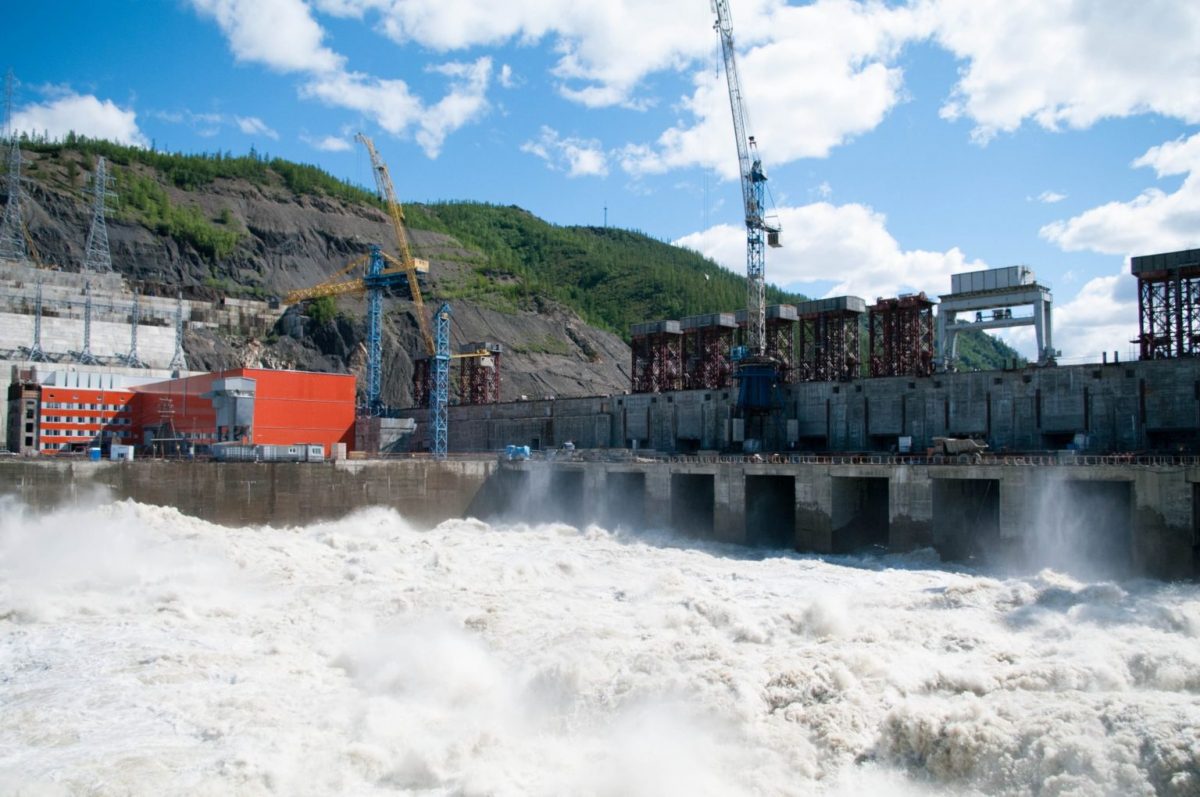 "Русгидро" в 2025 году завершит проектирование двух новых ГЭС