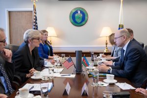 Азербайджан обсуждает с США увеличение поставок газа в Европу