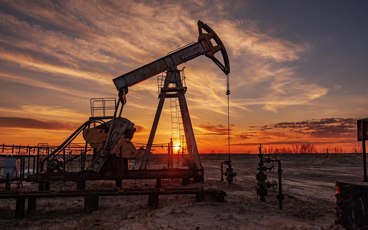 Цена на нефть колеблется в незначительных пределах
