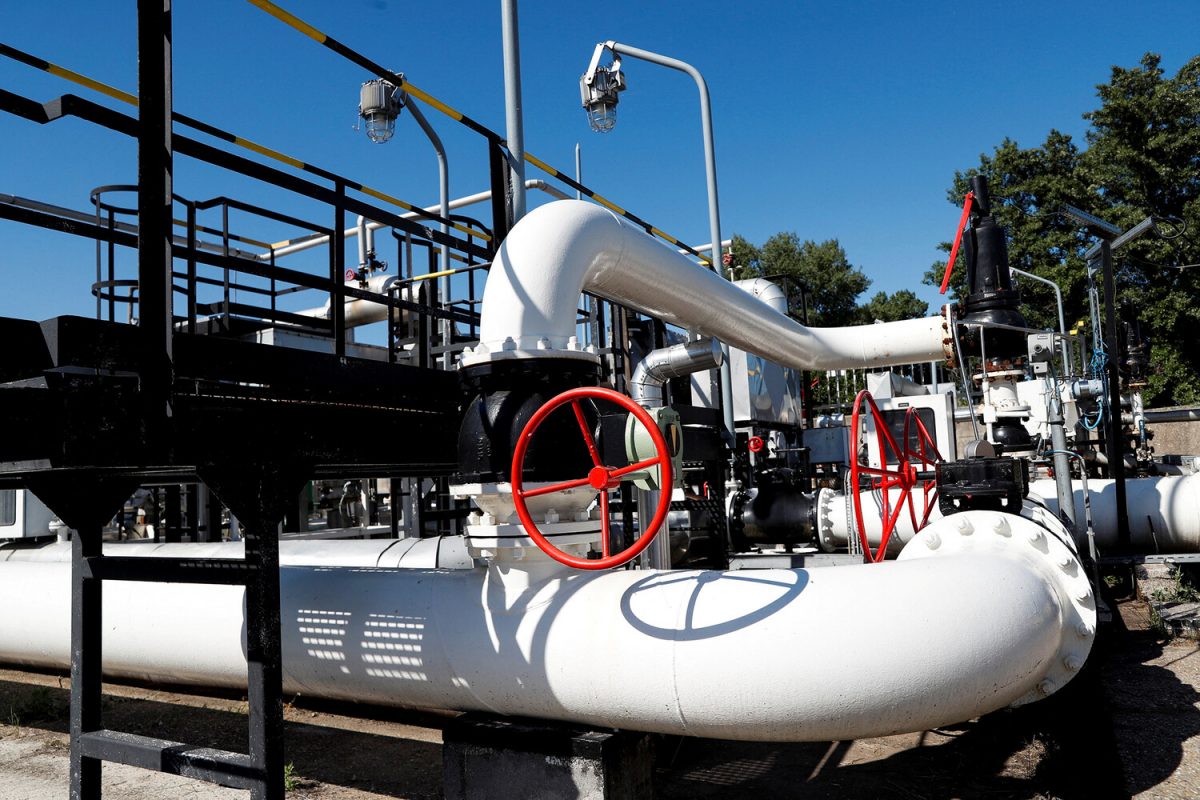 Поставки российской нефти в Венгрию и Словакию приостановлены после атаки на нефтепровод