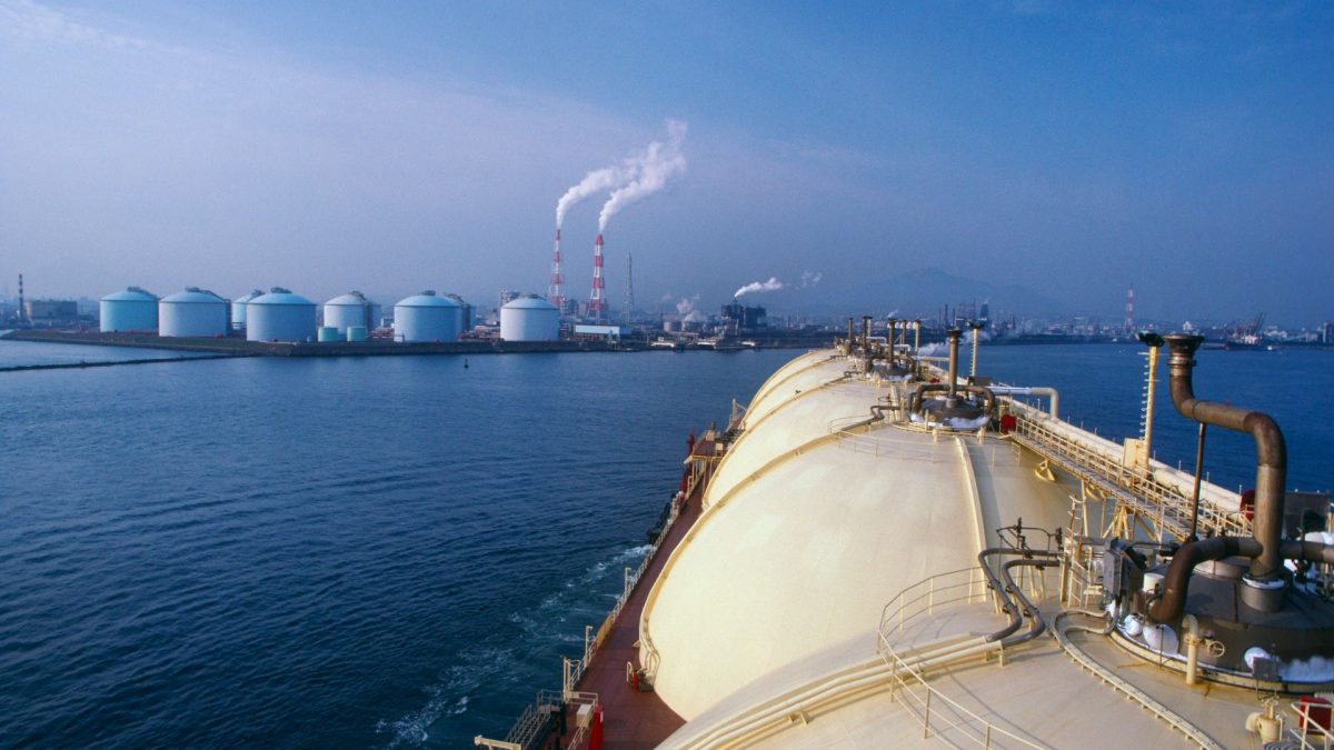 Индия будет получать 1 млн тонн СПГ в год из Катара