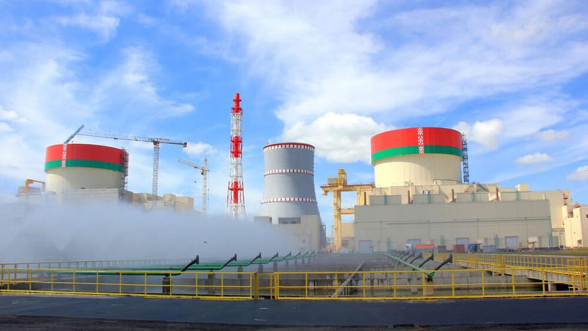 На АЭС в Беларуси будет построен третий энергоблок — вице-премьер