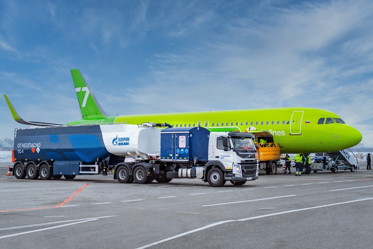 «Газпром нефть» увеличила поставки топлива на Север России