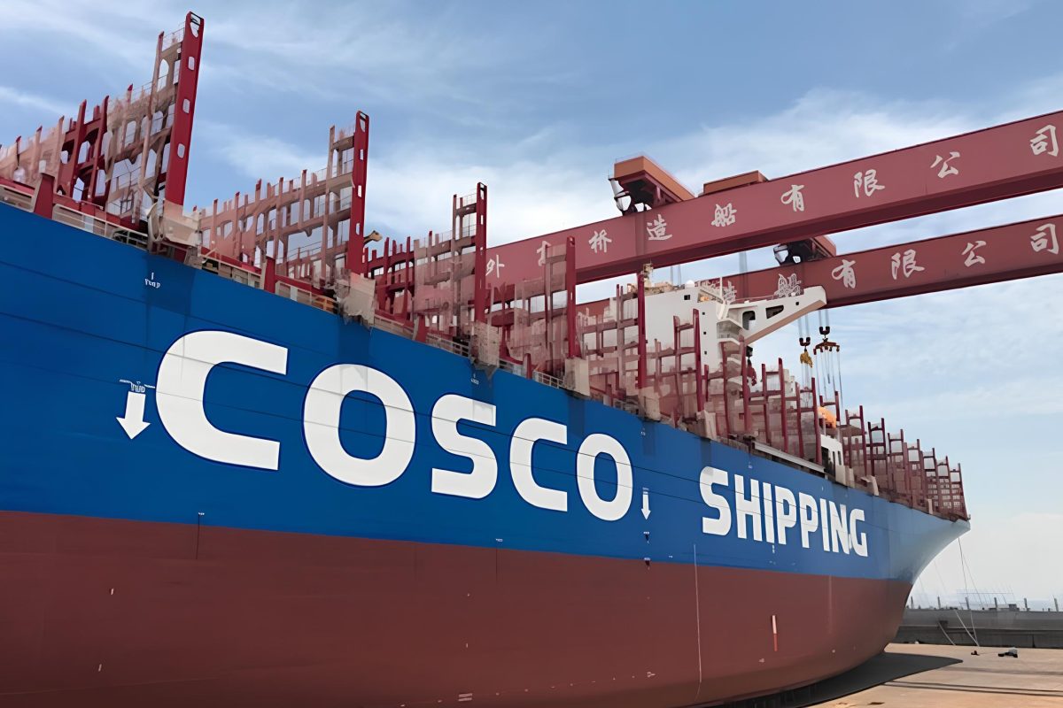 Китайская COSCO возобновляет контейнерные перевозки на Ближнем Востоке