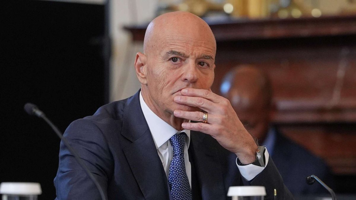 Глава Eni выступил против запрета импорта российского СПГ в ЕС с 2027 года