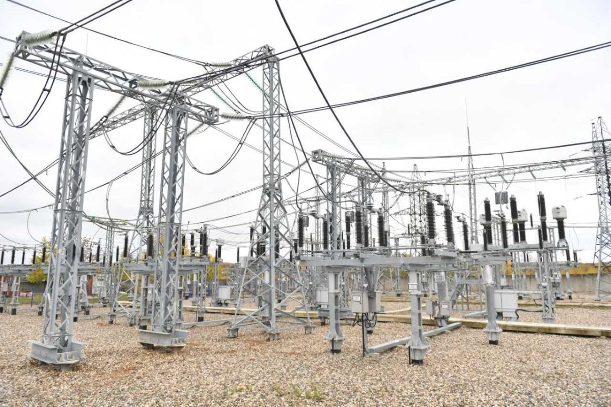 Нарушенное циклоном электроснабжение Подмосковья и Ленобласти восстановлено