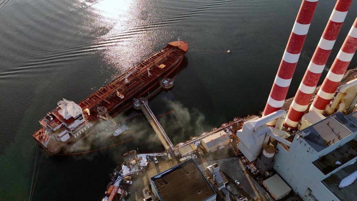 Япония нашла альтернативные Ормузскому проливу маршруты для импорта нефти