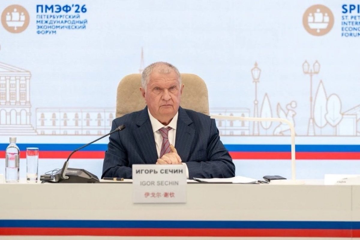 Сечин: не менее 10 трлн руб. инвестиций нужно для восстановления добычи нефти в России
