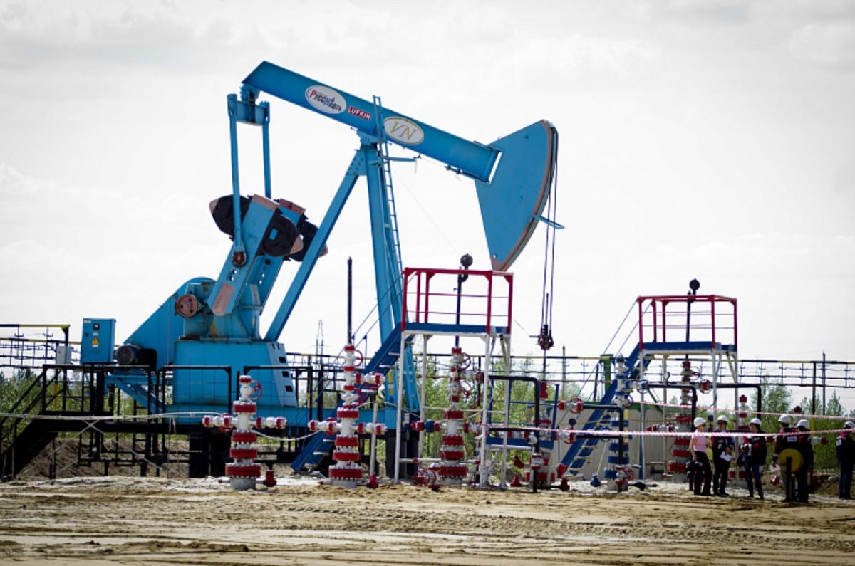 «РуссНефть» ожидает снижения добычи нефти на 4%